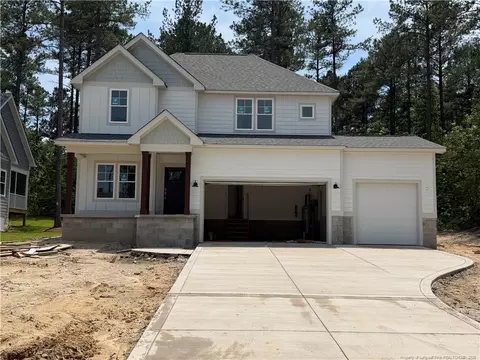 289 Education Dr, Spring Lake, NC 28390