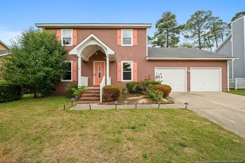 1738 Calista Cir, Fayetteville, NC 28304