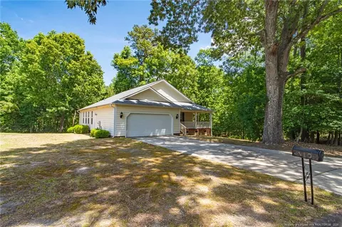 3910 Sarasota Dr, Fayetteville, NC 28311