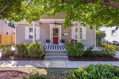 214 Pinecrest Dr, Fayetteville, NC 28305
