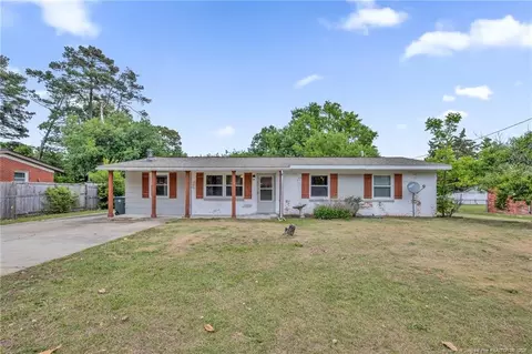 837 Montclair Rd, Fayetteville, NC 28314