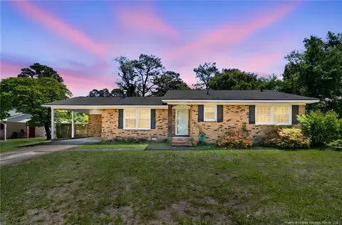 1705 Doyle Ct, Fayetteville, NC 28304