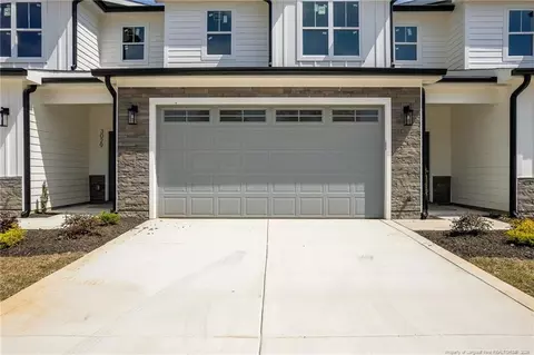 3019 Candlelight Dr, Fayetteville, NC 28311