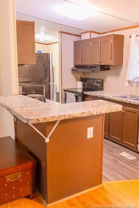 Kitchen - 154 Roping Ln, Cameron, NC 28326 photo 2 of 3