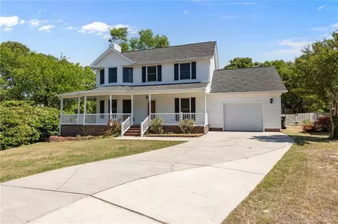 5372 Amberhill Ct, Fayetteville, NC 28311