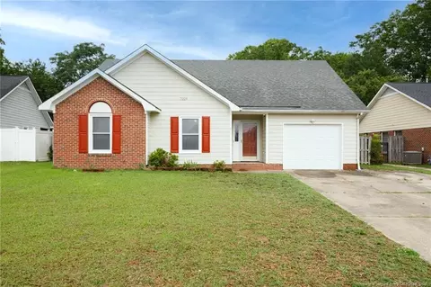 7229 Tollhouse Dr, Fayetteville, NC 28314