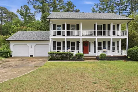 2351 Rolling Hill Rd, Fayetteville, NC 28304