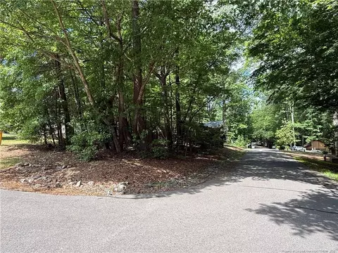 452 Harbor Trce N, Sanford, NC 27332