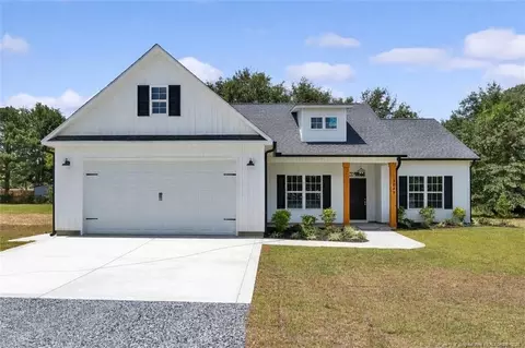 4740 Slew Dr, Hope Mills, NC 28348