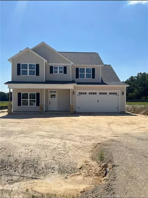 4744 Slew Dr, Hope Mills, NC 28348
