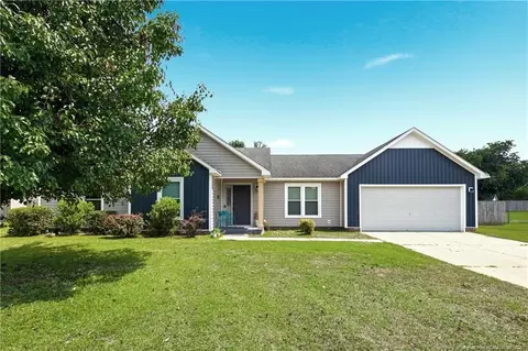 45 Woodwind Dr, Spring Lake, NC 28390