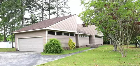 4206 Aldwych St, Lumberton, NC 28358