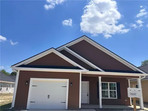 307 Elizabeth St, Spring Lake, NC 28390