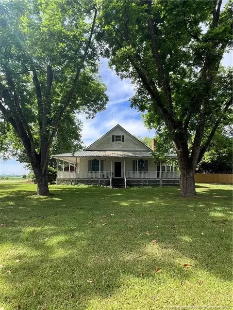 5480 Nc Highway 71, Maxton, NC 28364