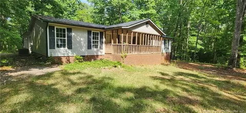 3694 Buckhorn Rd, Sanford, NC 27330