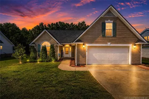7736 Redwood Ave, Fayetteville, NC 28314