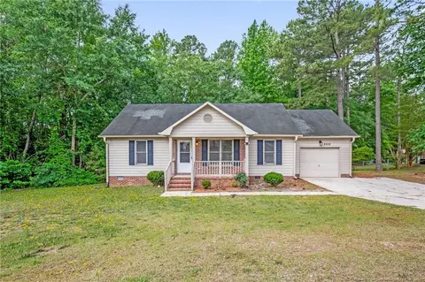 3333 Hunting Bay Dr, Spring Lake, NC 28390