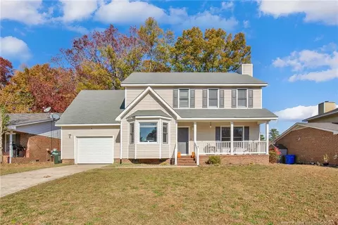 529 Old Farm Rd, Fayetteville, NC 28314