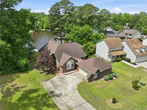 621 Georgetown Cir, Fayetteville, NC 28314