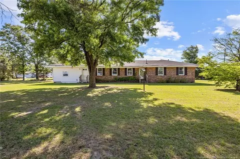 257 Plantation Rd, Red Springs, NC 28377