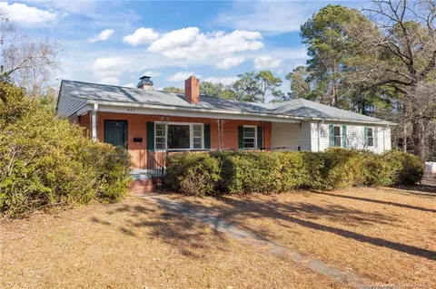 421 Early St, Fayetteville, NC 28311