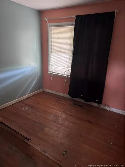 Bedroom - 9501 Us 421 Hwy S, Erwin, NC 28339 photo 1 of 3