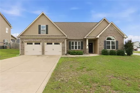 3313 Michler Ln, Fayetteville, NC 28304