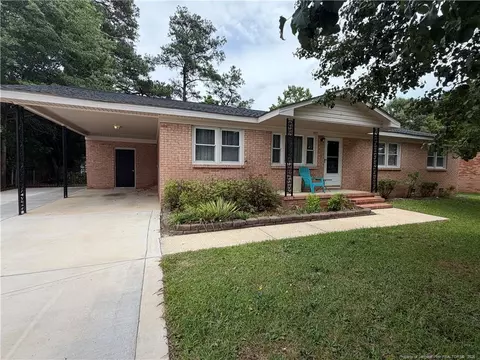 1417 Granada Dr, Fayetteville, NC 28314