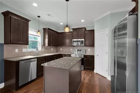 Kitchen - 145 Blue Chip Ct, Broadway, NC 27505 photo 2 of 4