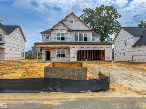 505 Brickendon Ln, Raeford, NC 28376
