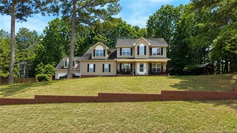 56 Mountain View Dr, Sanford, NC 27332