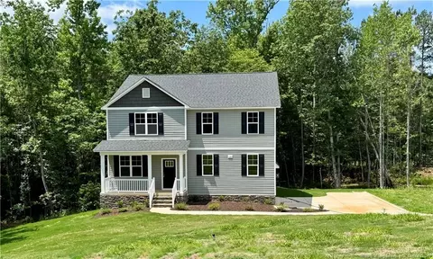 110 Driftwood Ct, Sanford, NC 27330