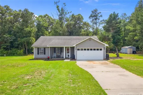 203 Drew St, Raeford, NC 28376