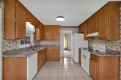 Kitchen - 6730 Main St, Wade, NC 28395 photo 4 of 5