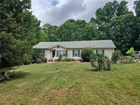 196 Quail Creek Dr, Roxboro, NC 27574