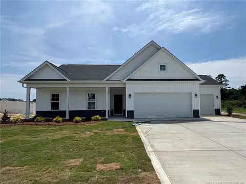 229 Seaford Ln, Aberdeen, NC 28315
