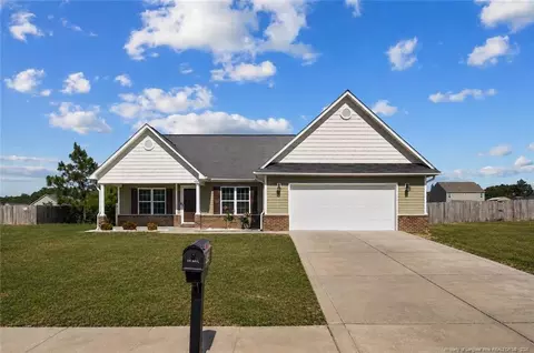 454 Blackhawk Ln, Raeford, NC 28376