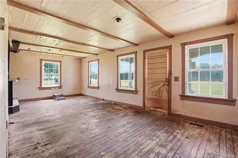 Living - 5854 E Main St, Bailey, NC 27807 photo 2 of 4