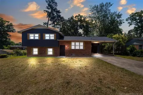 6527 Saint Louis St, Fayetteville, NC 28314