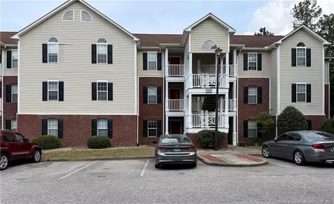 390 Bubble Creek Ct #7, Fayetteville, NC 28311