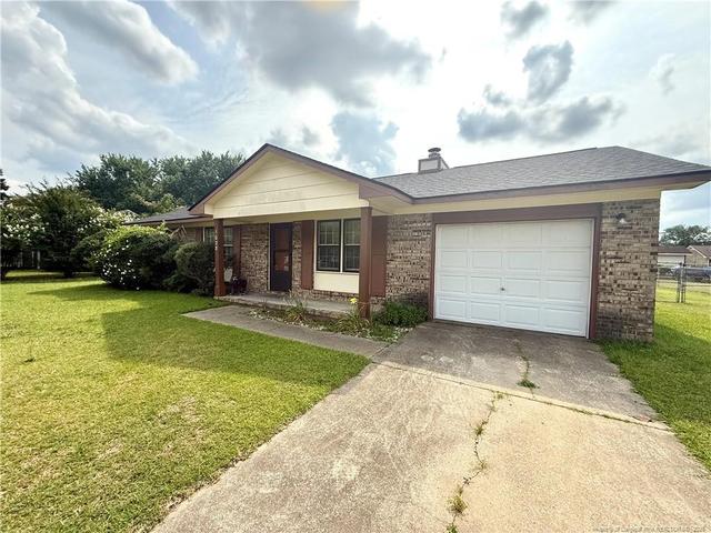 1028 Quailwood Dr, Fayetteville, NC 28314