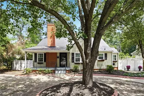 550 Pearl St, Fayetteville, NC 28303