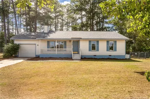 3106 Sommer Dr, Hope Mills, NC 28348