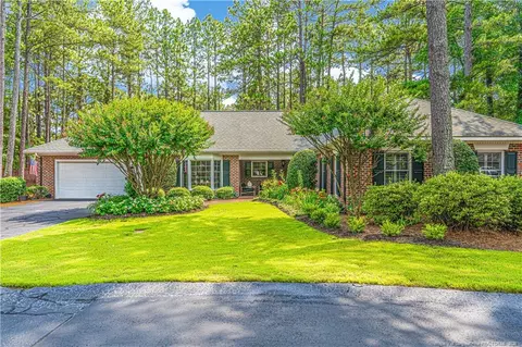 36 Courtney Pl, Southern Pines, NC 28387