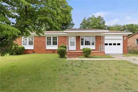 6514 Cissna Dr, Fayetteville, NC 28303