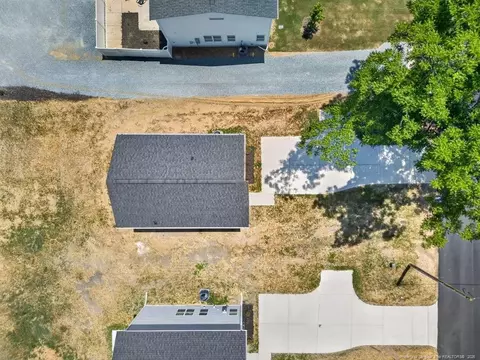 View/Area - 1021 E Harnett St, Dunn, NC 28334 photo 2 of 3