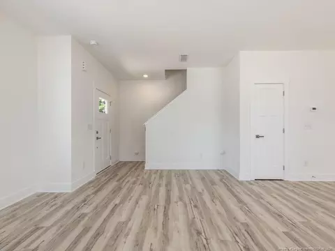 Living - 1021 E Harnett St, Dunn, NC 28334 photo 2 of 4