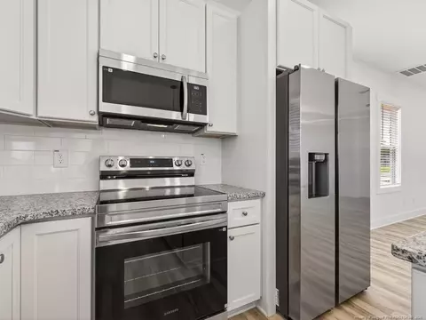 Kitchen - 1021 E Harnett St, Dunn, NC 28334 photo 4 of 4