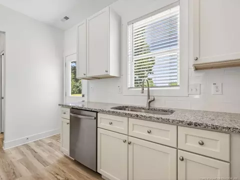 Kitchen - 1021 E Harnett St, Dunn, NC 28334 photo 3 of 4
