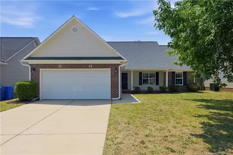 2206 Foster Gwin Ln, Fayetteville, NC 28304